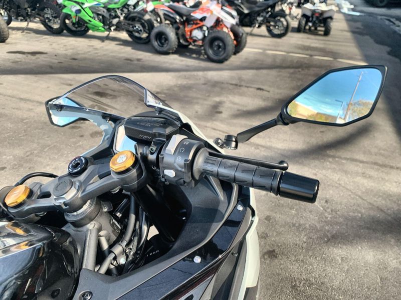 New 2026 Kawasaki NINJA ZX-4RR ABS Image 18