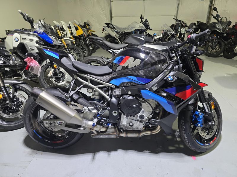 New 2026 BMW M1000R Image 1