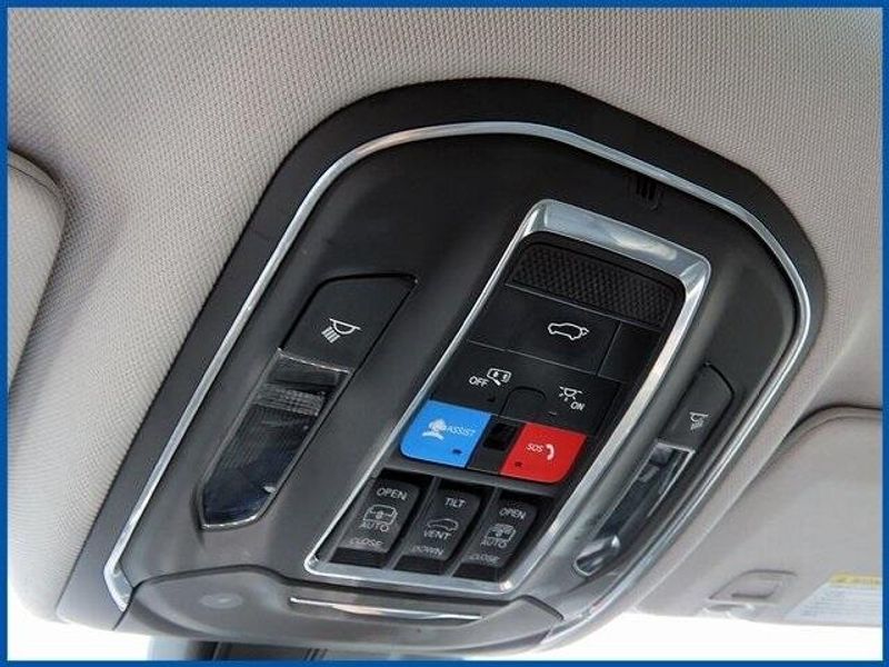 Used 2022 Jeep Grand Cherokee LimitedImage 19