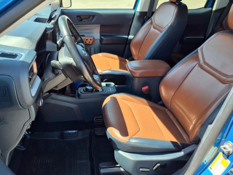 2022 Ford Maverick Lariat photo 17