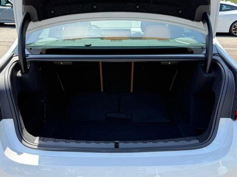 Used 2026 BMW 3 Series 330iImage 15