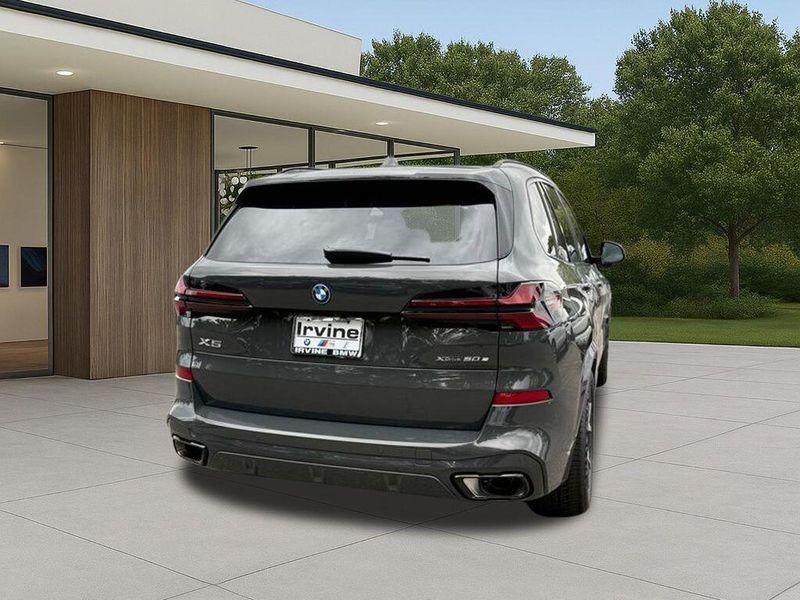New 2026 BMW X5 xDrive50eImage 10