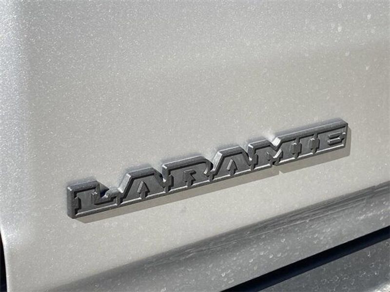 2022 RAM 1500 LaramieImage 4