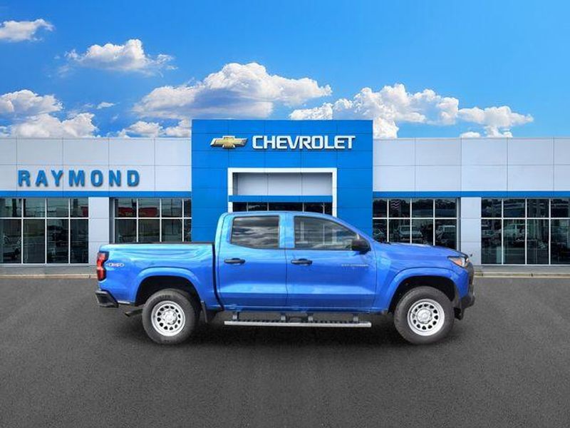 Used 2023 Chevrolet Colorado Work TruckImage 2