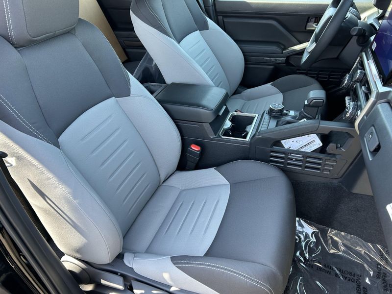 New 2025 Toyota Tacoma TRD Off Road HybridImage 12