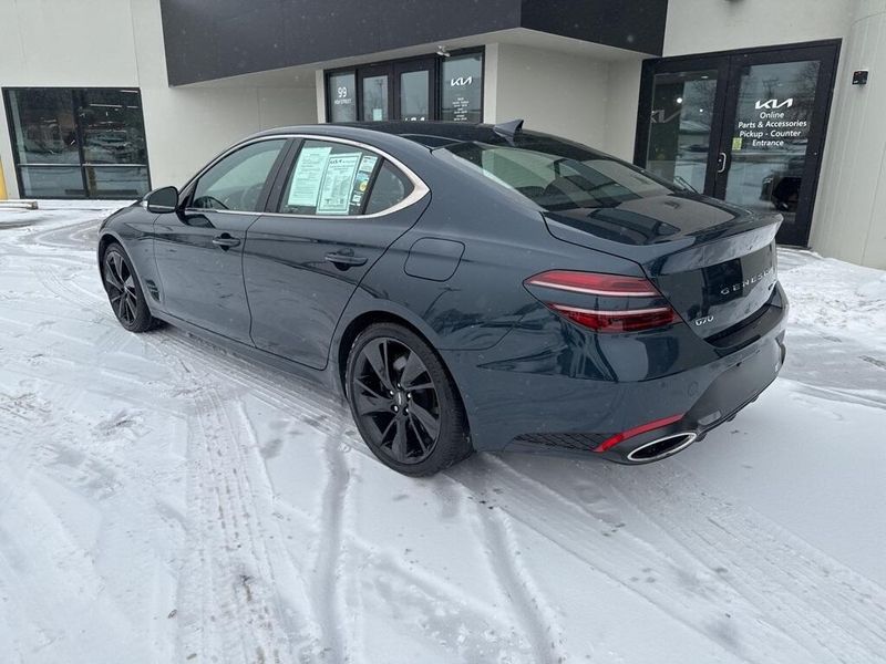 2022 Genesis G70 3.3TImage 6