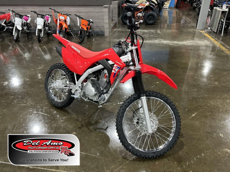 2025 Honda CRF125F BIG WHEEL  in a RED exterior color. Del Amo Motorsports of Redondo Beach (424) 390-7811 delamomotorsports.com 