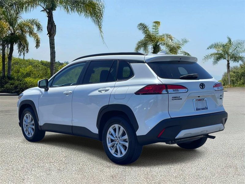 Used 2022 Toyota Corolla Cross LE 4WD (Natl)
