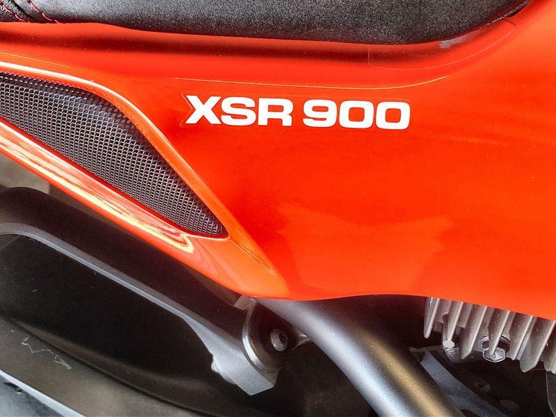 Used 2024 Yamaha XSR900 Image 27