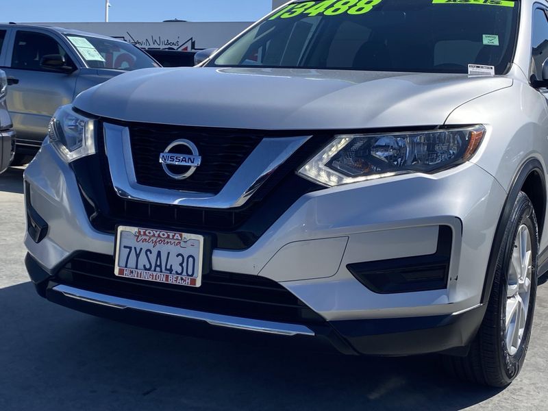 Used 2017 Nissan Rogue SVImage 7
