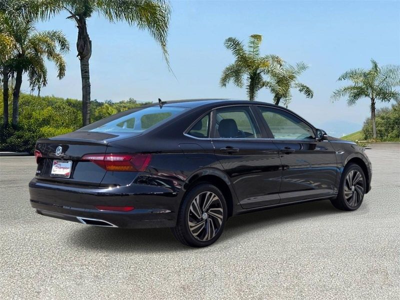 Used 2019 Volkswagen Jetta SEL Premium