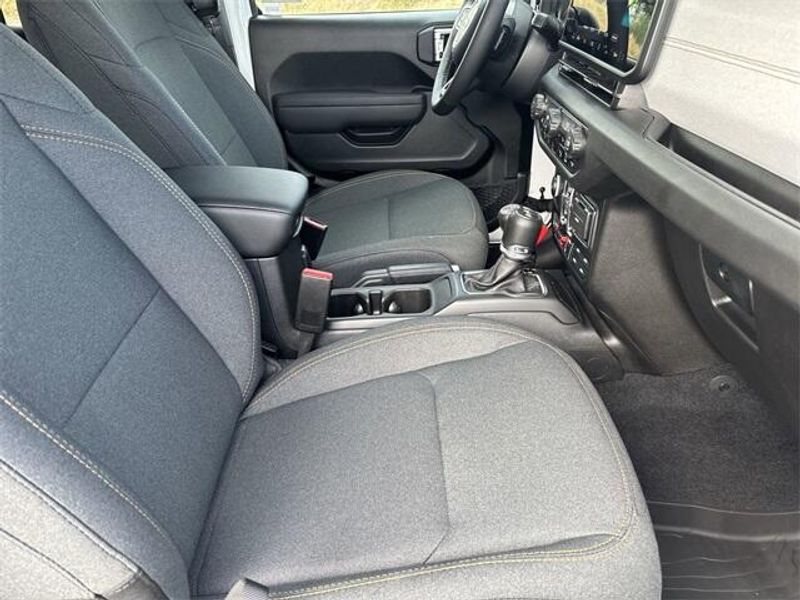 New 2026 Jeep Wrangler 4-door WillysImage 12