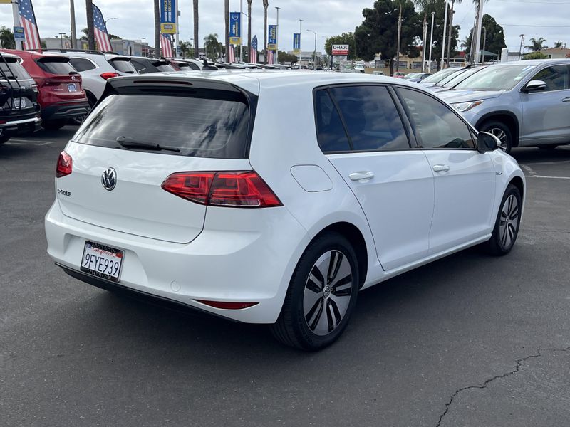 Used 2016 Volkswagen e-Golf SEImage 21