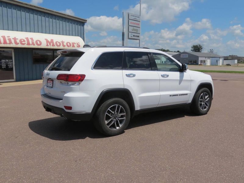 Used 2022 Jeep Grand Cherokee WK Limited 4x4 4dr SUVImage 5