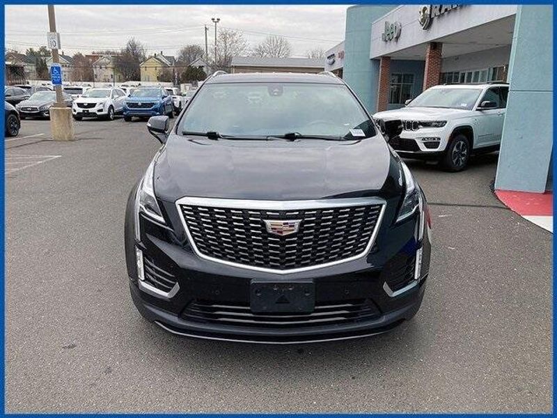 2022 Cadillac XT5 LuxuryImage 3