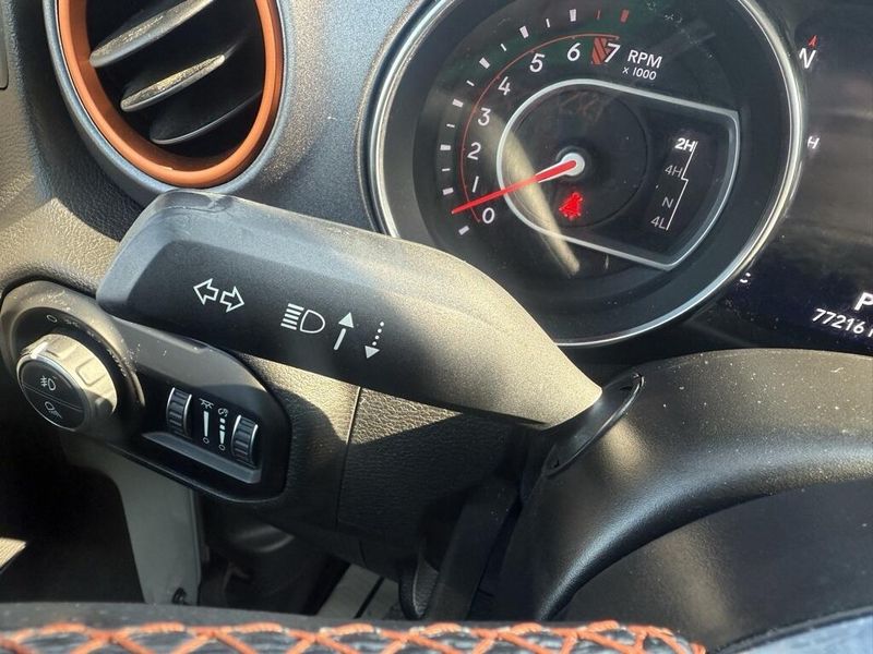 2021 Jeep Gladiator Mojave photo 16
