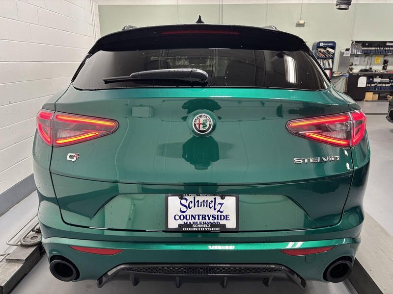 2025 Alfa Romeo Stelvio Tributo Italiano AwdImage 26