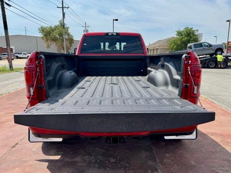 New 2027 RAM 3500 Big HornImage 7