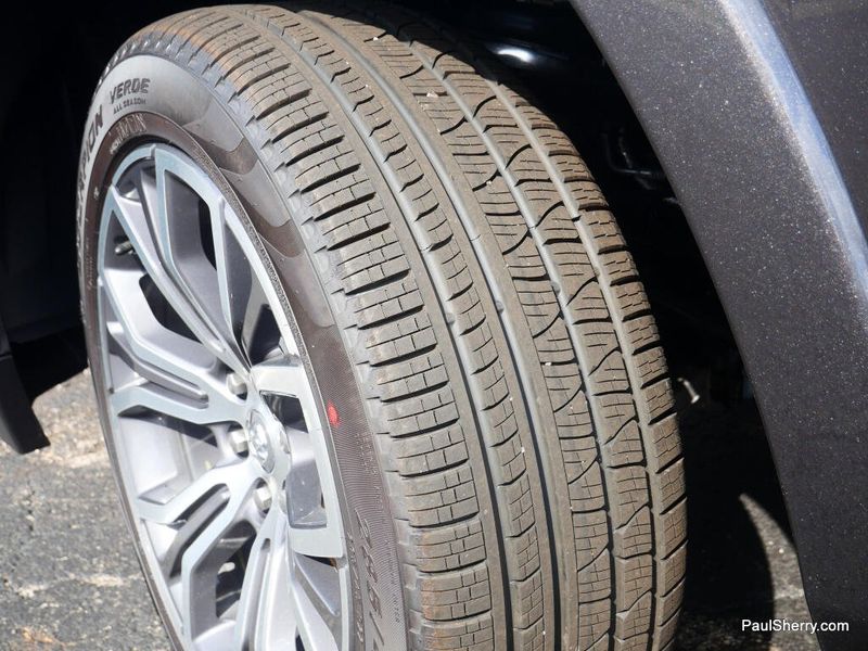 New 2026 RAM 1500 Tungsten Crew Cab 4x4