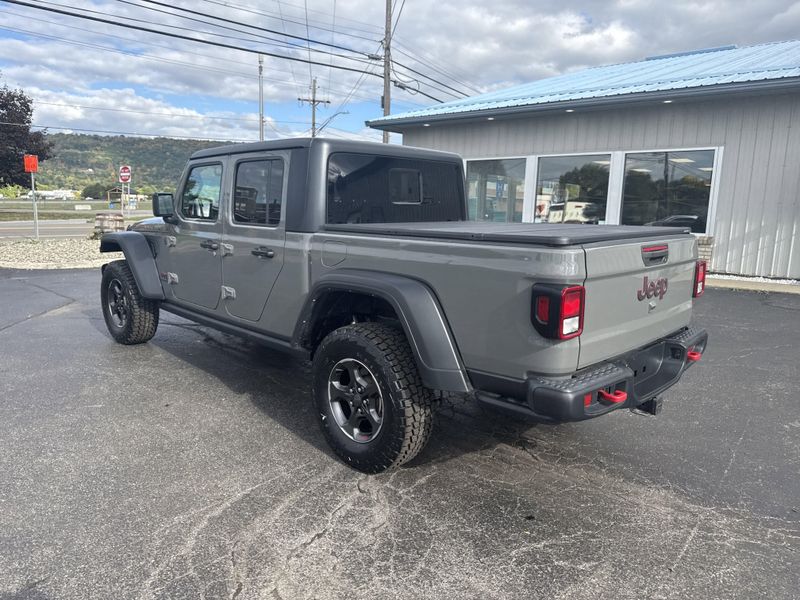 2022 Jeep Gladiator Rubicon photo 8