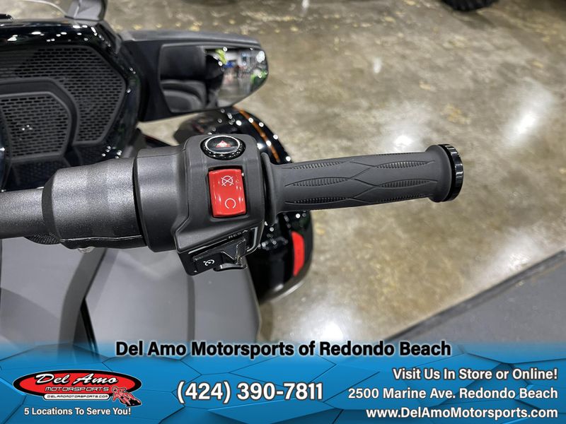 2023 Can-Am H8PA  in a MONOLITH BLACK SATIN / DARK exterior color. Del Amo Motorsports of Redondo Beach (424) 304-1660 delamomotorsports.com 