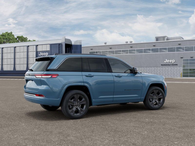New 2027 Jeep Grand Cherokee Limited Reserve 4x4