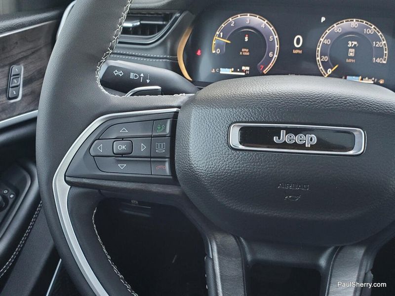 New 2026 Jeep Grand Cherokee Limited 4x4