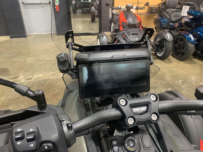 New 2025 Can-Am CANYON REDROCK Image 22