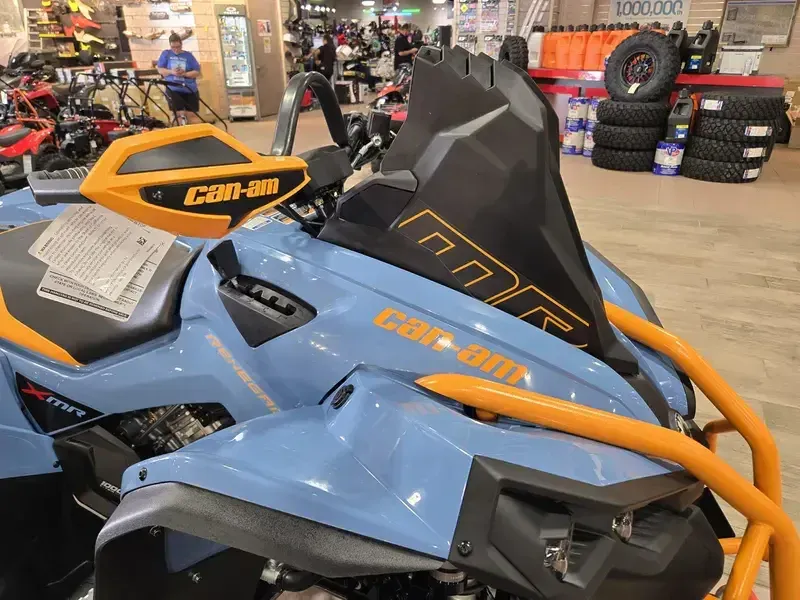 NEW 2026 CAN-AM RENEGADE X MR 1000R Image 11