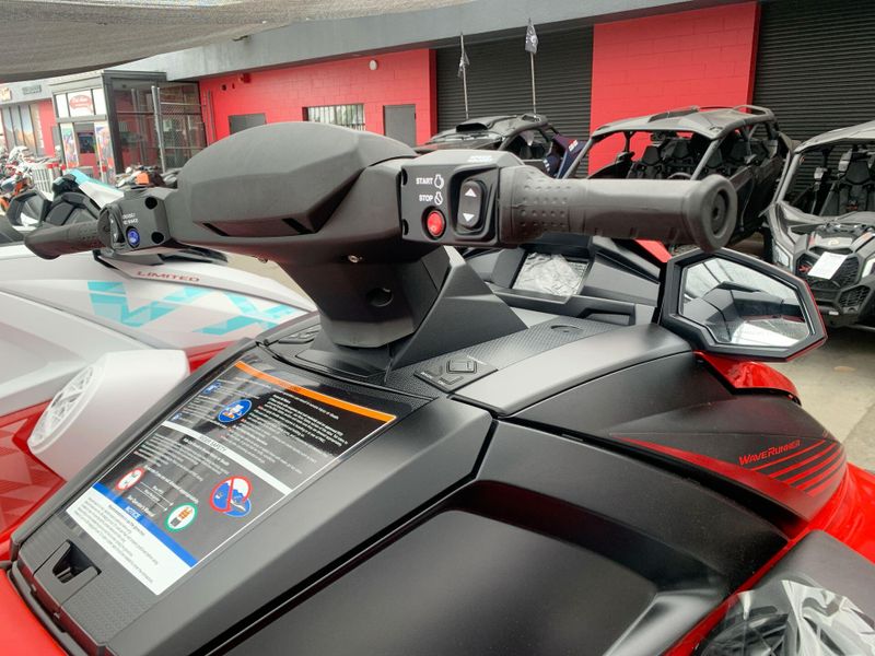 New 2025 Yamaha VX DELUXE W/AUDIO Image 6