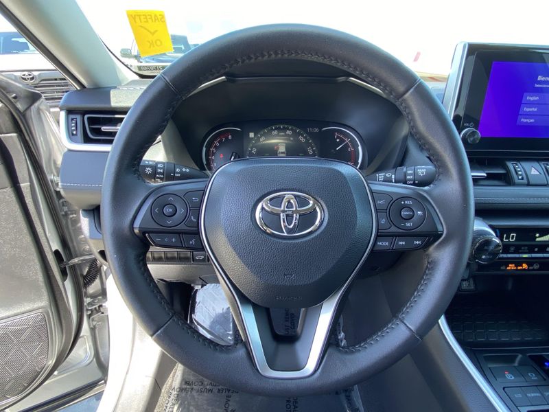 2024 Toyota RAV4 XLE PremiumImage 26