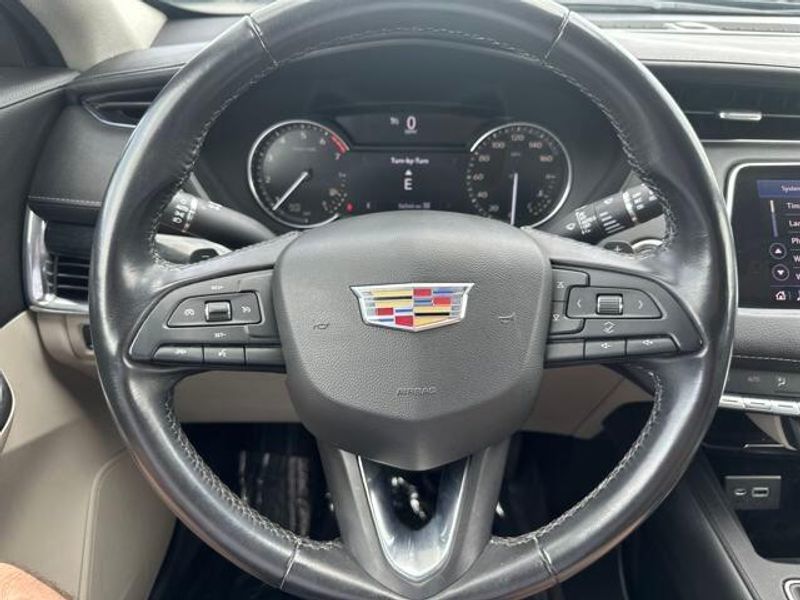 2019 Cadillac XT4 Premium Luxury