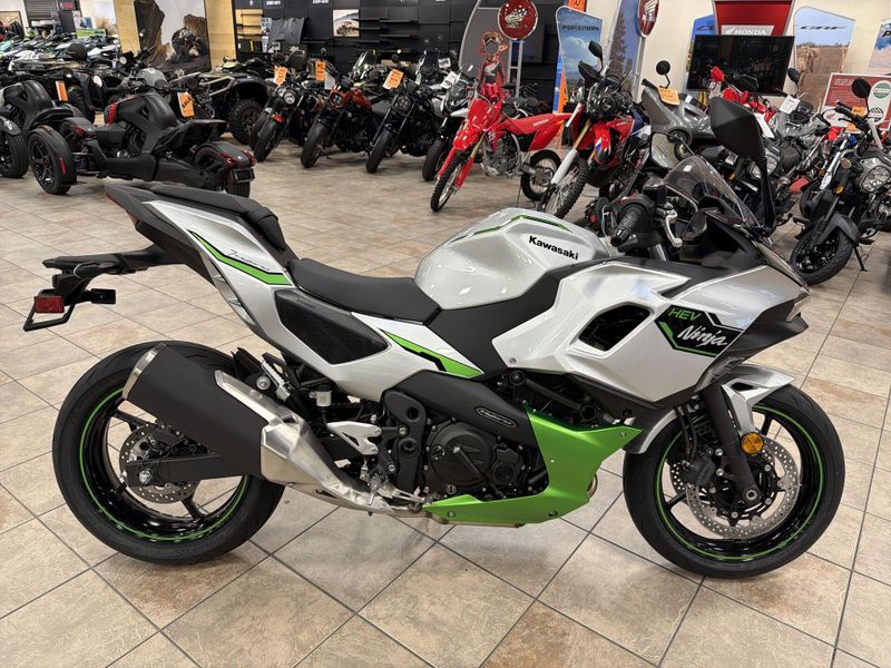 New 2024 Kawasaki NINJA 7 HYBRID ABS Image 10