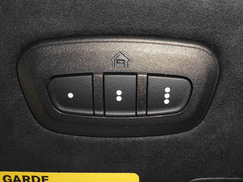 2025 Jeep Grand Cherokee Summit Reserve 4x4Image 23