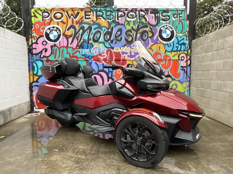 2021 Can-Am SPYDER RTImage 8