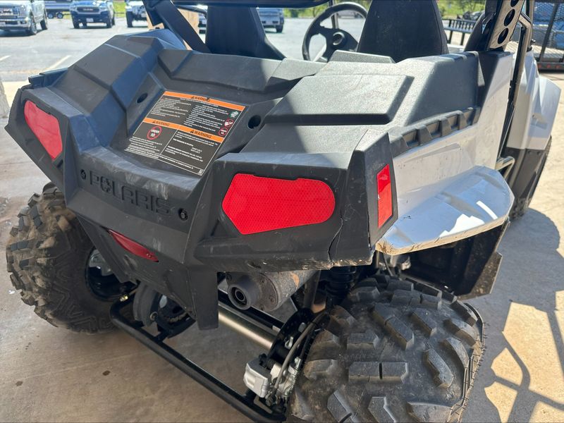 2021 Polaris RZR 170 EFI BRIGHT WHITEINDY REDImage 6