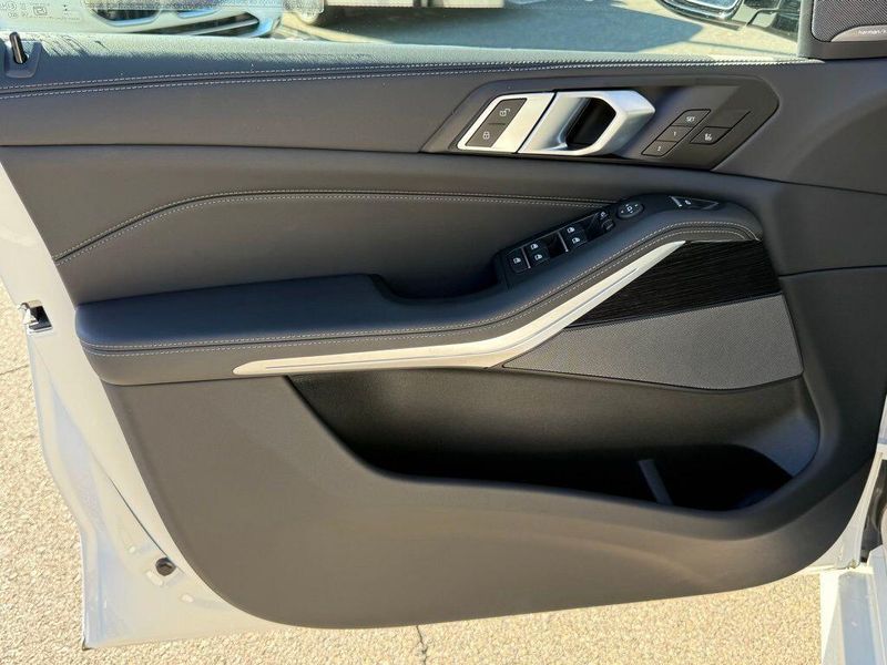 Used 2025 BMW X5 M60iImage 20