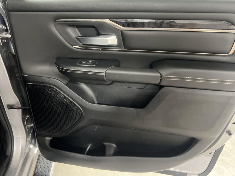 2019 RAM 1500 RebelImage 10