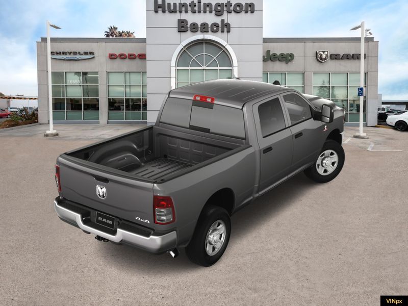 2024 RAM 2500 Tradesman Crew Cab 4x4Image 4