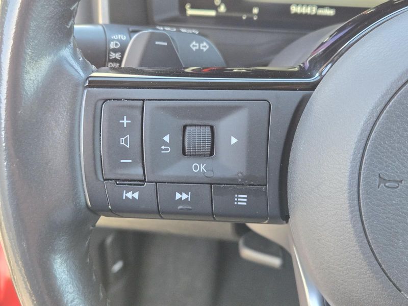 Used 2022 Nissan Rogue FWD Platinum