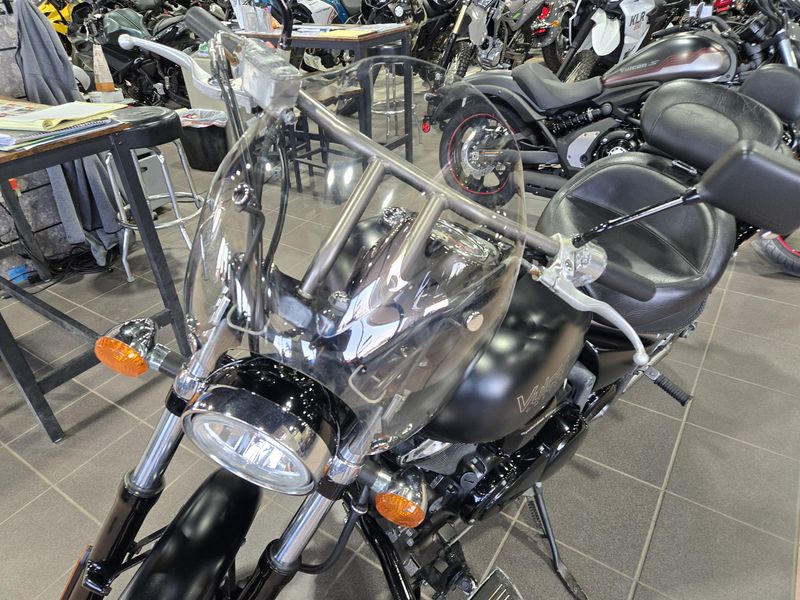2010 Kawasaki VULCAN 900 CUSTOM BLACK Image 16