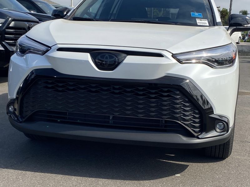 New 2025 Toyota Corolla Cross Image 7
