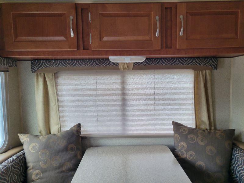 Used 2017 NORTHWOOD ARCTIC FOX 865 Image 8