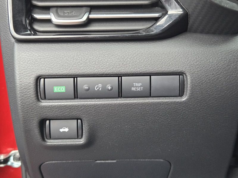 Used 2025 Nissan Sentra SR CVT