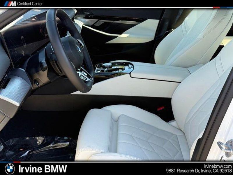 Used 2025 BMW 5 Series 530iImage 20