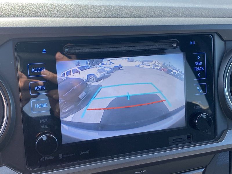 2019 Toyota Tacoma TRD Off-RoadImage 6