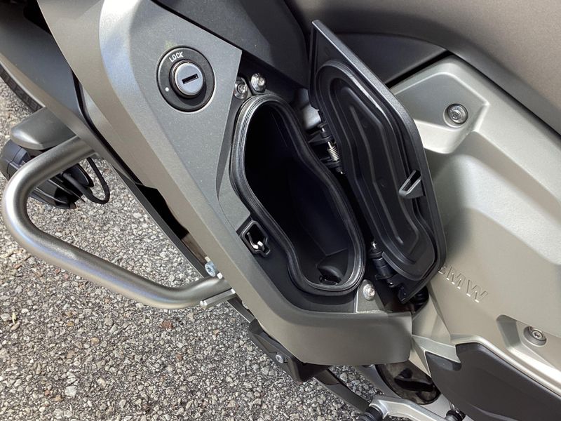 2025 BMW K 1600 GTL 