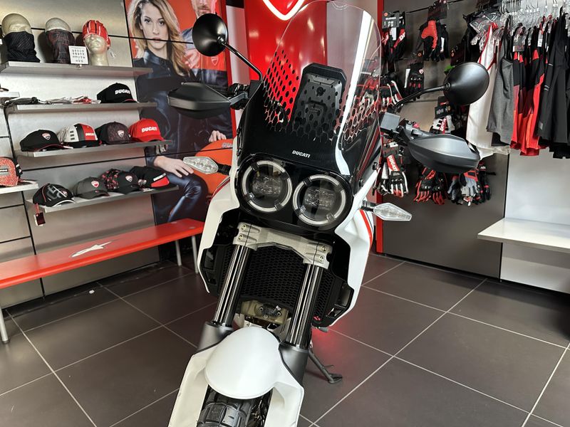 2025 Ducati DesertxImage 5