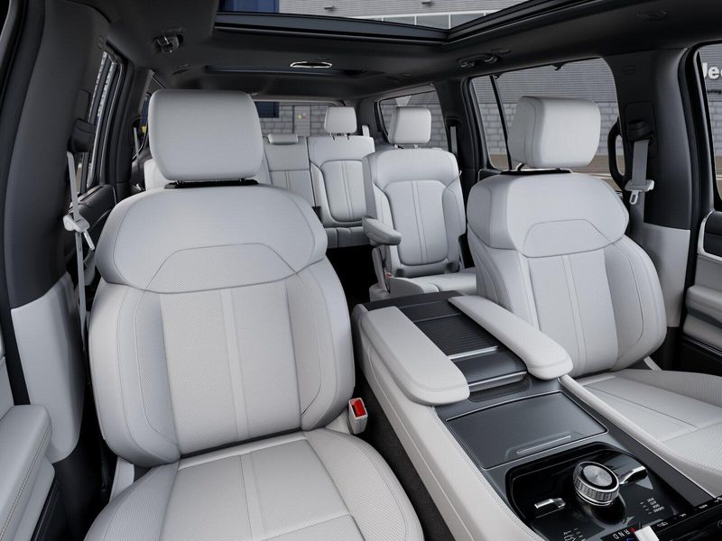 2026 Jeep Grand Wagoneer Summit Obsidian 4x4Image 9