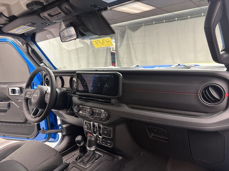 Used 2026 Jeep Wrangler RubiconImage 16